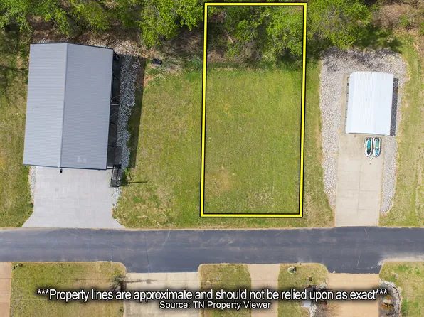 447 Miracle Rd, Decaturville, TN 38329