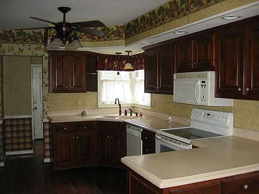 5th image of 8101 Bouldercrest Pl