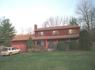 2 Denicola Pl, Stamford, CT 06905