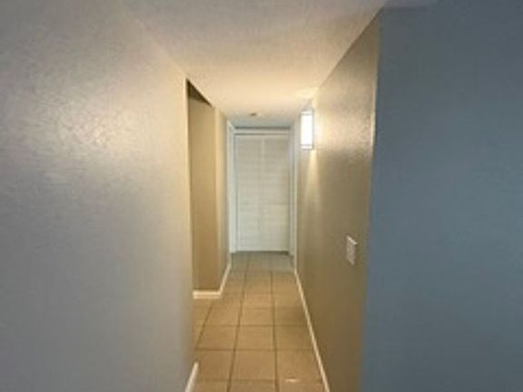 4th image of 6517 N Lexington Dr APT 203