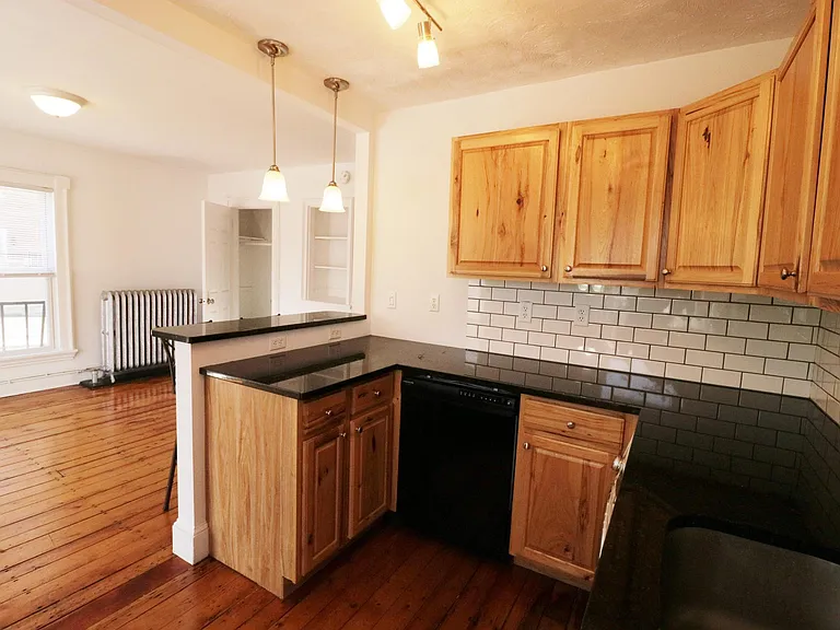 23 Ellsworth St #2 — Photo 6