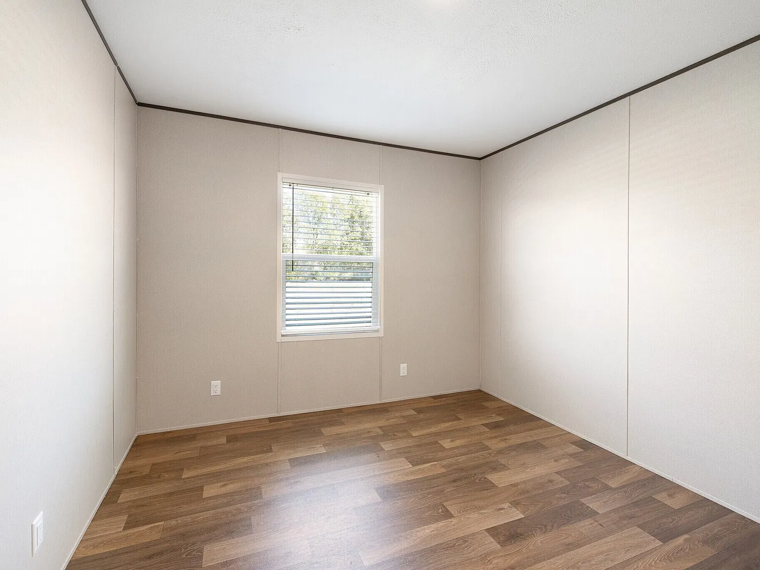 3 bed, 1568 sqft, $1,950 — Photo 3