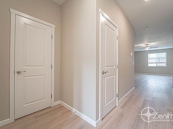 3rd image of 7125 NE 156th Pl