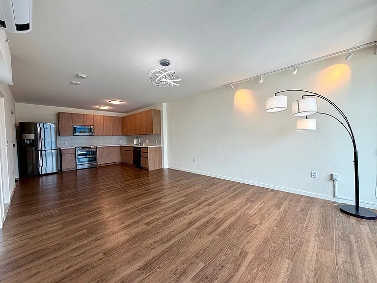 1391 Kapiolani Blvd #4204 — Photo 3