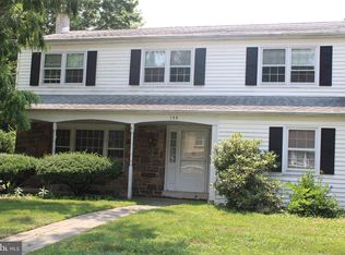 198 Fletcher Dr, Morrisville, PA 19067