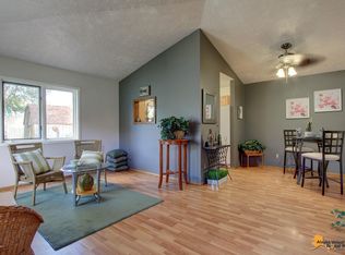 7705 Chaimi Loop, Anchorage, AK 99504