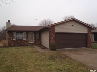 48 Champlain Dr, Springfield, IL 62707