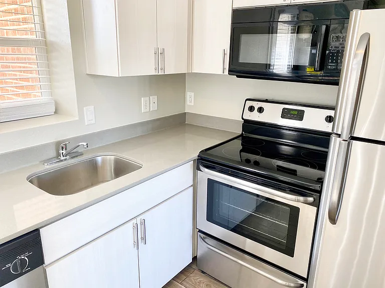 1301 E Thomas Rd #104 — Photo 9