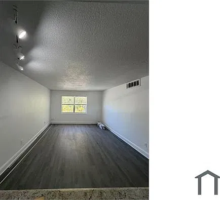612 George W Engram Blvd #4