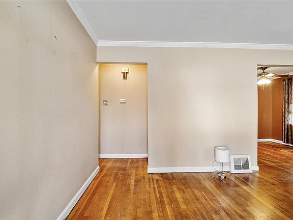 3rd image of 1254 Darr Dr
