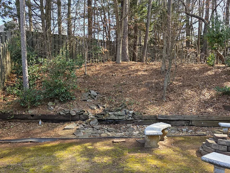 100 Silver Water Ct — Photo 40