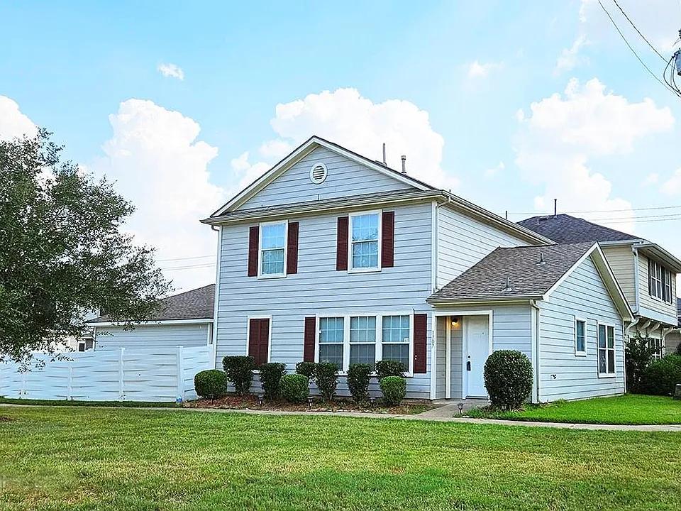 1707 Nichole Woods Dr