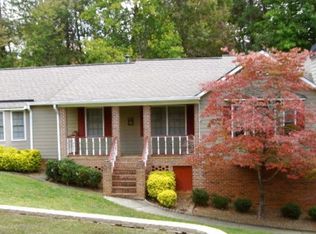2557 Hawk Way NE, Marietta, GA 30066