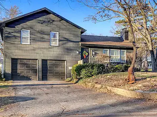 9104 W 69th Ter, Merriam, KS 66204