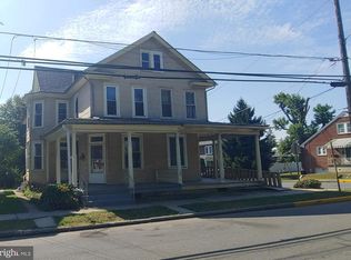 136 W Washington Ave, Myerstown, PA 17067
