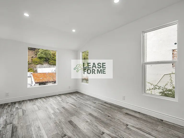 9848 Portola Dr — Photo 19