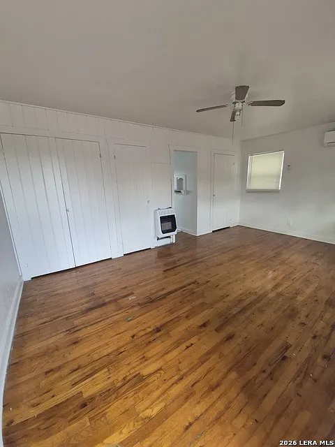 Studio, 1.0 bath, 550 sqft, $800 — Photo 3
