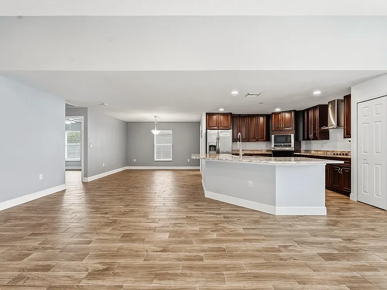 1280 SW Kalevala Dr — Photo 9