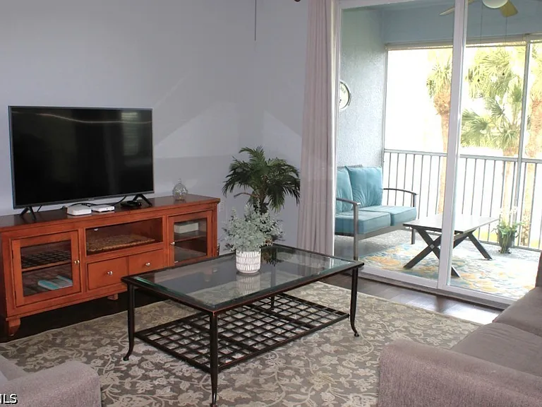 16625 Lake Circle Dr #523 — Photo 6