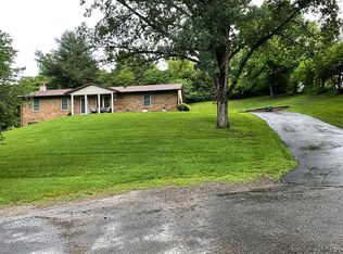 1658 Daleview Dr, Columbia, IL 62236