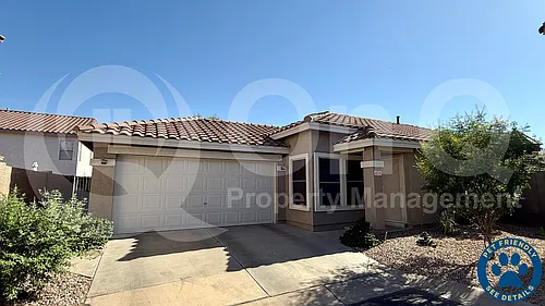8875 E Arizona Park Pl Photo 1