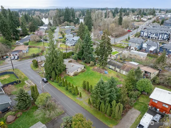15602 Meadow Road, Lynnwood, WA 98087