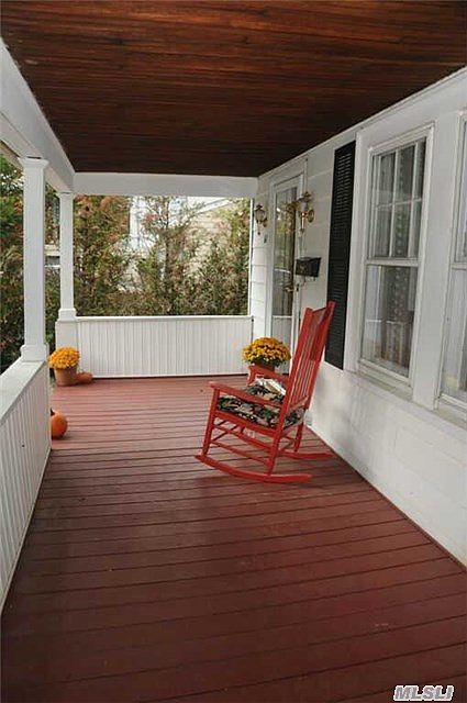2nd image of 61 Fairview Ave