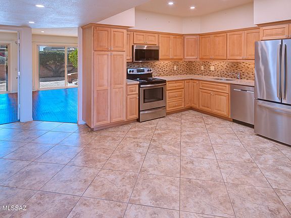 4th image of 1505 W Via Del Jarrito