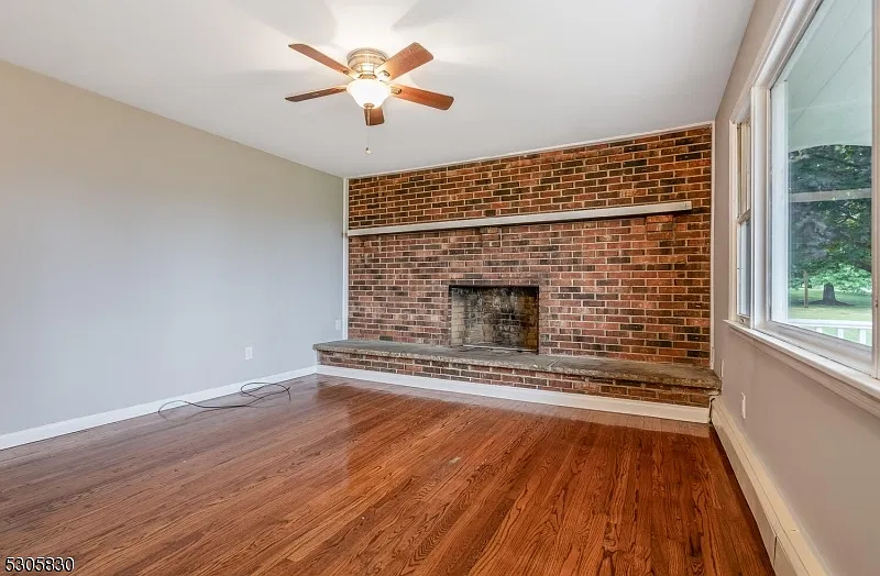 3 bed, 3.0 bath, $3,600 — Photo 4
