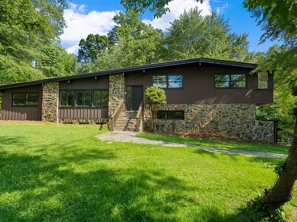 703 Laurel St, Bremen, GA 30110