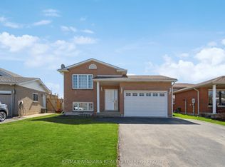 7516 Monastery Dr, Niagara Falls, ON L2H 3A7