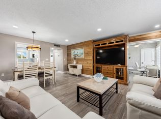 5355 SE Miles Grant Rd APT 205, Stuart, FL 34997