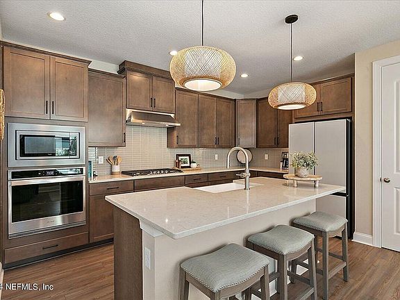 4th image of 796 NOCATEE VILLAGE Drive