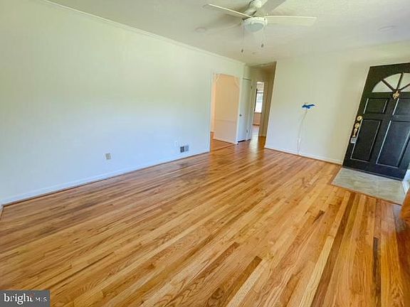 5th image of 6609 Berkshire Dr