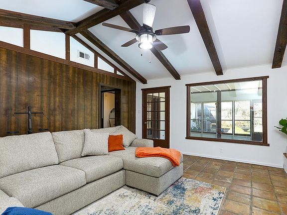 5th image of 1015 Cerro Alto Dr