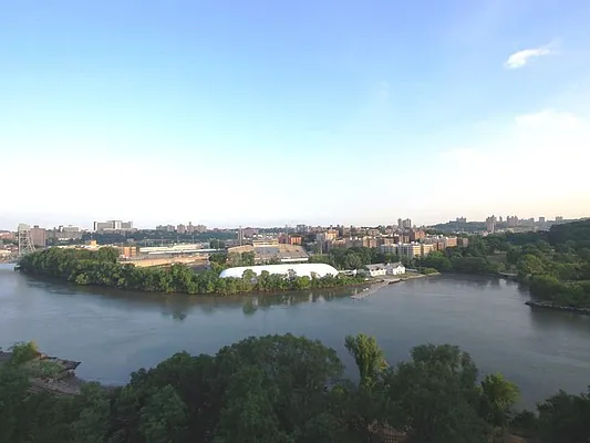 Sold by Exclusive Properties Sotheby's International Realty | media 2