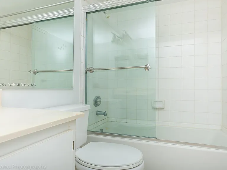 7601 E Treasure Dr #2406 — Photo 20