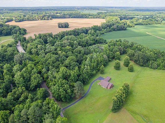 3rd image of 6872 Ward Rd