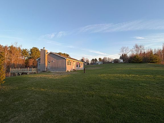 3rd image of 10 Heino Lane