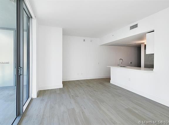 4th image of 1300 Brickell Bay Dr APT 2001