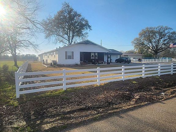 2nd image of 204 S Memphis Ave