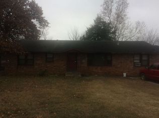 1613 Backus Ave, Springdale, AR 72762