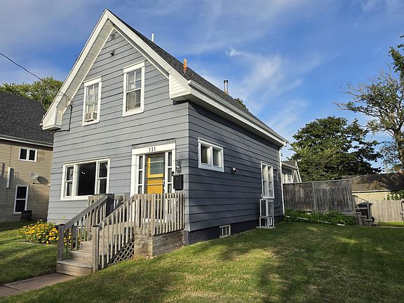 3rd image of 131 Spring St
