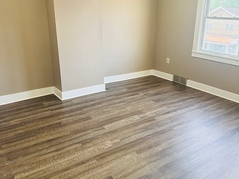 1223 Main St #2 — Photo 5
