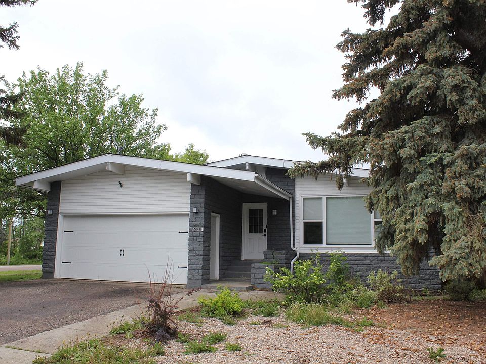 1st image of 5201 Ravine Dr
