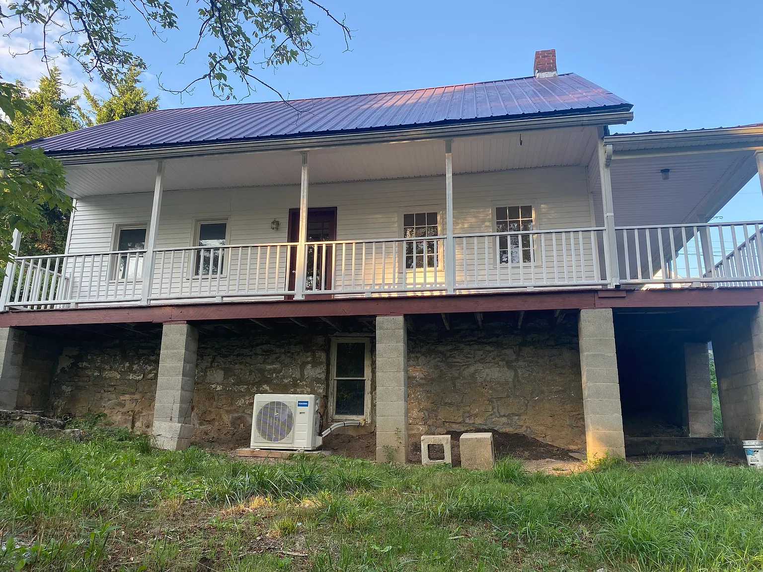 3 bed, 1179 sqft, $1,300 — Photo 2