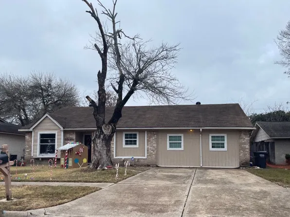 7735 Whispering Wood Ln, Houston, TX 77086
