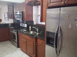 930 E 33rd St, Hialeah, FL 33013