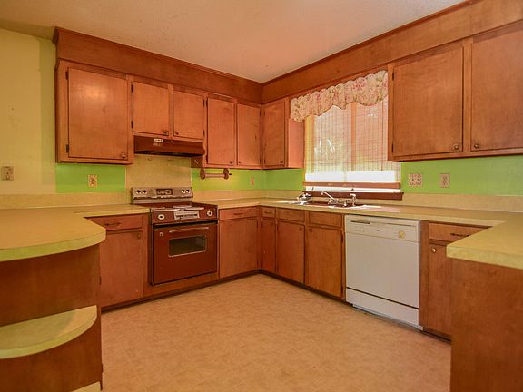5th image of 107 Willow Ct