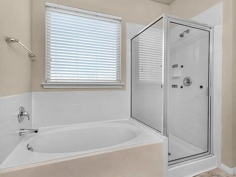 9419 Elliotts Ct — Photo 29